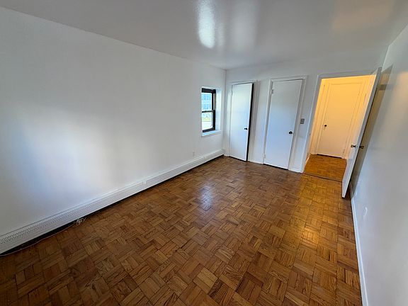 4th image of 260 Centre Ave APT Gc