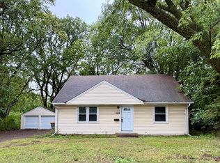 8218 Penn Ave S, Bloomington, MN 55431