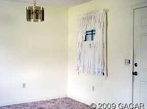 3rd image of 346 SE Pearl Ter