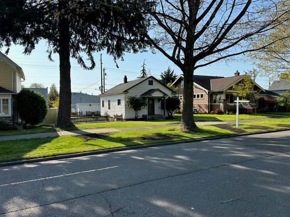 2128 McDougall Ave