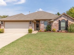 1813 Pebble Creek Blvd, Edmond, OK 73003