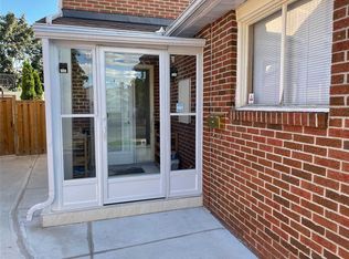 200 Placentia Blvd, Toronto, ON M1S4H4