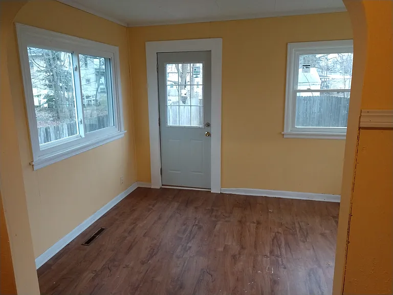 Kitchen breakfast nook