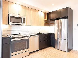 249 5th St #305, Brooklyn, NY 11211