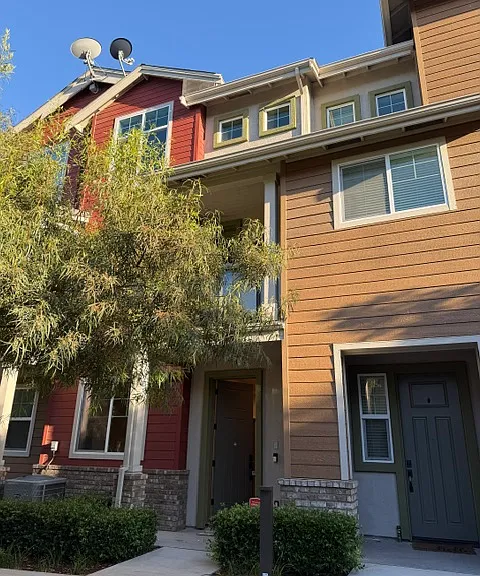 849 Tranquility Cir #4 — Photo 3