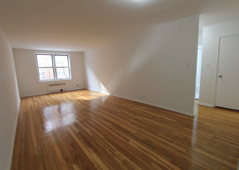 1st image of 10101 67th Dr APT 2K