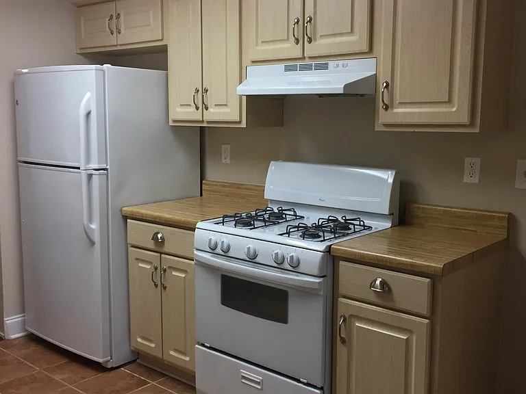 678 Shagbark Ct SE — Photo 26