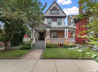 131 Dwight St #1, New Haven, CT 06511