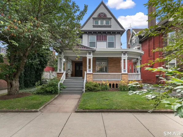 131 Dwight St #1, New Haven, CT 06511