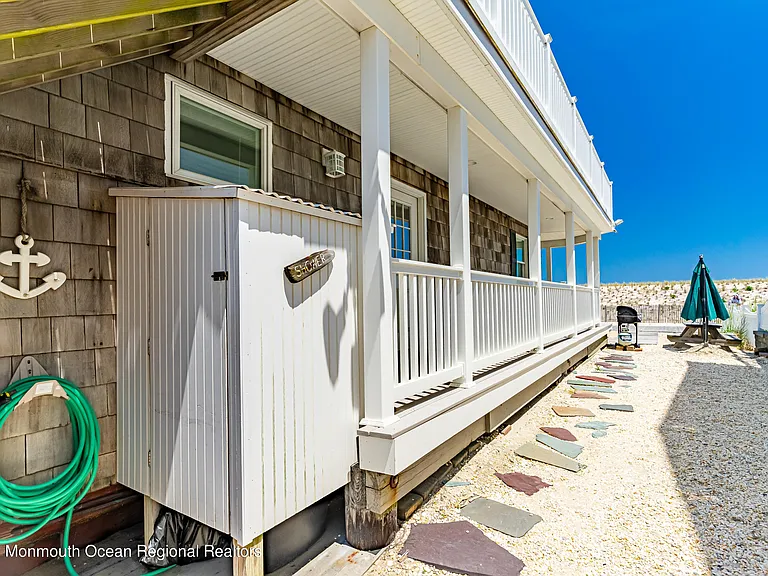 1404 Oceanfront #DOWN — Photo 37