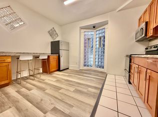 236 S 45th St #A1, Philadelphia, PA 19104