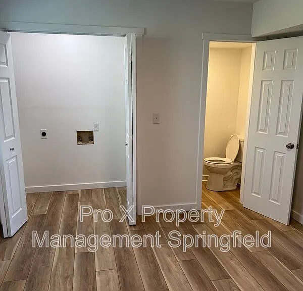 615 E Bain St — Photo 7