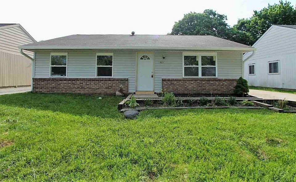 1st image of 925 Beaumont Dr