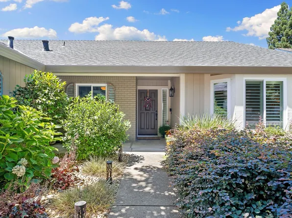 136 Bittercreek Dr, Folsom, CA 95630