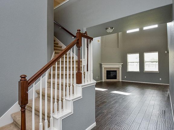 2nd image of 3612 Earlwood Ct
