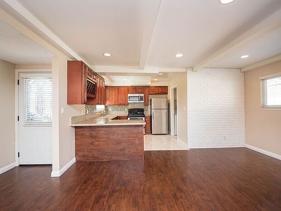 5th image of 15412 Shasta Ln