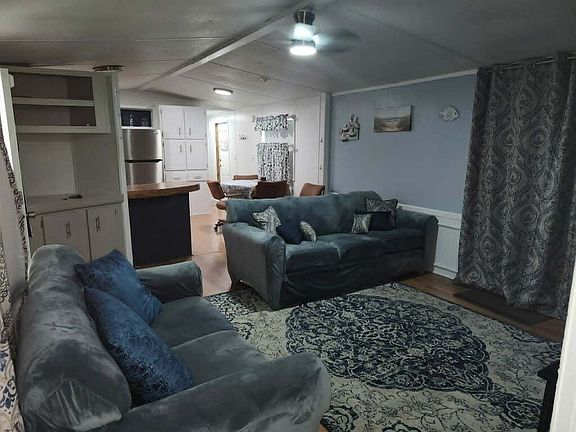 5th image of 44 Eden Dr #187