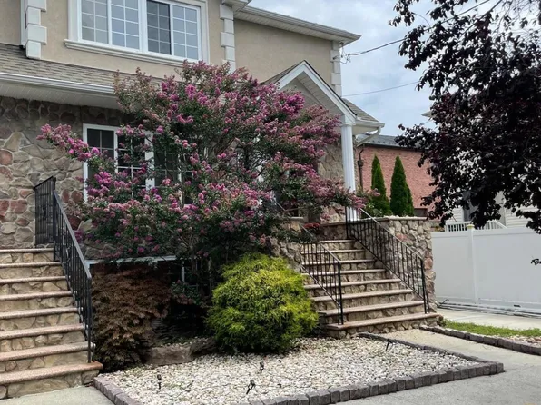 55 Oceanic Ave, Staten Island, NY 10312