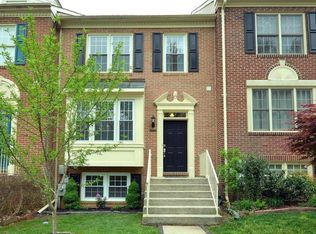 936 Walnutwood Rd, Cockeysville, MD 21030