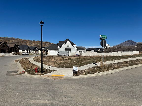 5th image of 3583 S Mapleton Dr