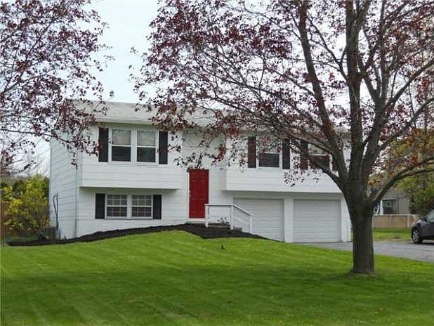 181 Stockton Ln, Rochester, NY 14625 | Zillow