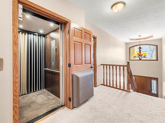 3rd image of 5910 S Grand Lodge Pl #5