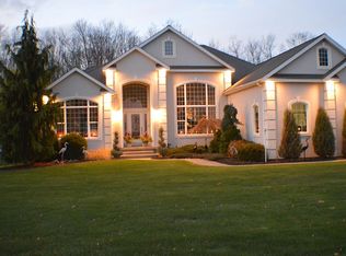 2410 Glory Dr, Waterford, PA 16441