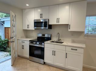 107 Waterford Ter #B, San Rafael, CA 94903