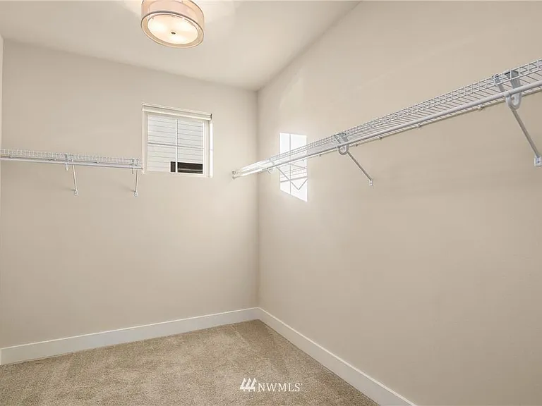 1036 N 42nd Pl — Photo 24