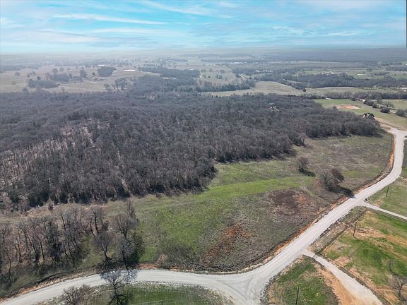 3rd image of 208 Tbd County Rd