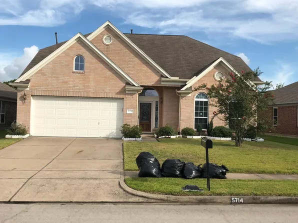 5714 Caraway Lake Dr, Baytown, TX 77521