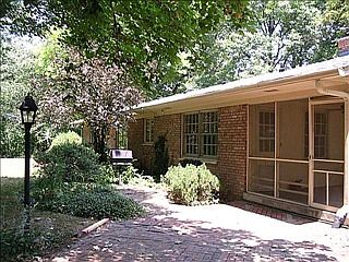 3rd image of 7960 Susan Dr S