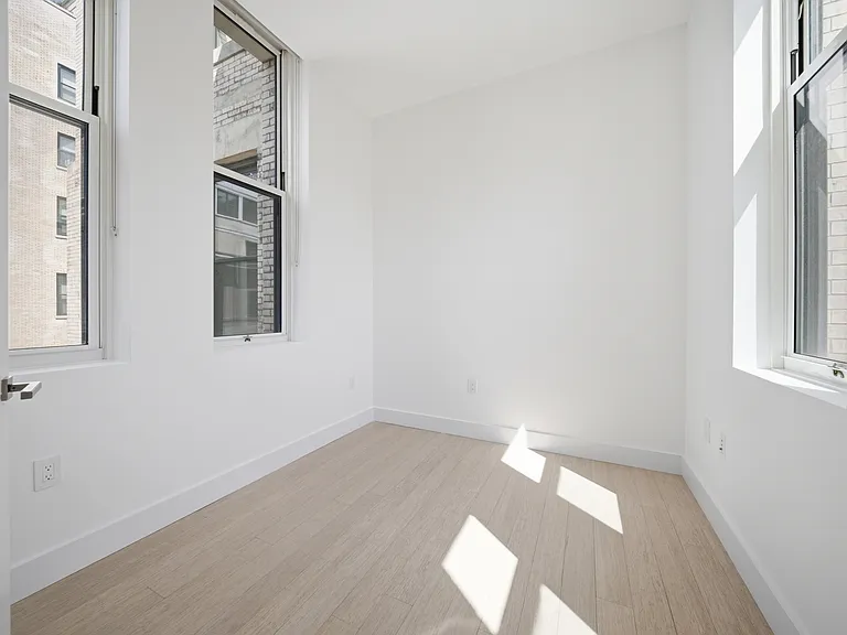 30 Morningside Dr #614 — Photo 14
