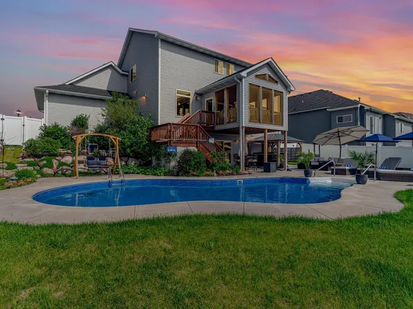 15974 Ethan Trl N, Hugo, MN 55038