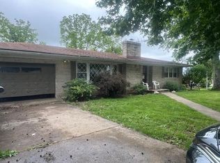 20 Roselawn Dr, Williamstown, KY 41097