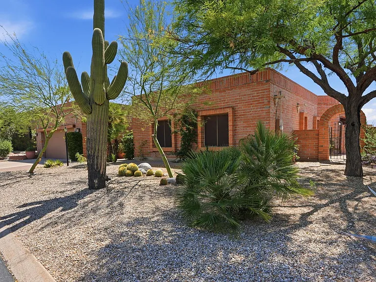 4380 N Camino De Carrillo — Photo 7