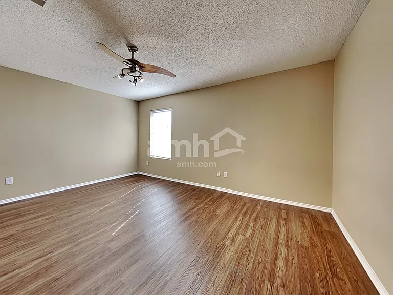 5112 Prestwick Dr — Photo 22
