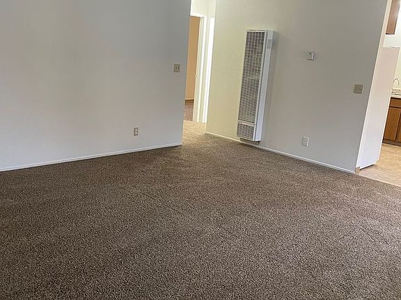 4th image of 3153 Eucalyptus St APT 4