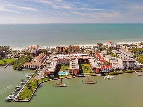 19701 Gulf Blvd Photo 1