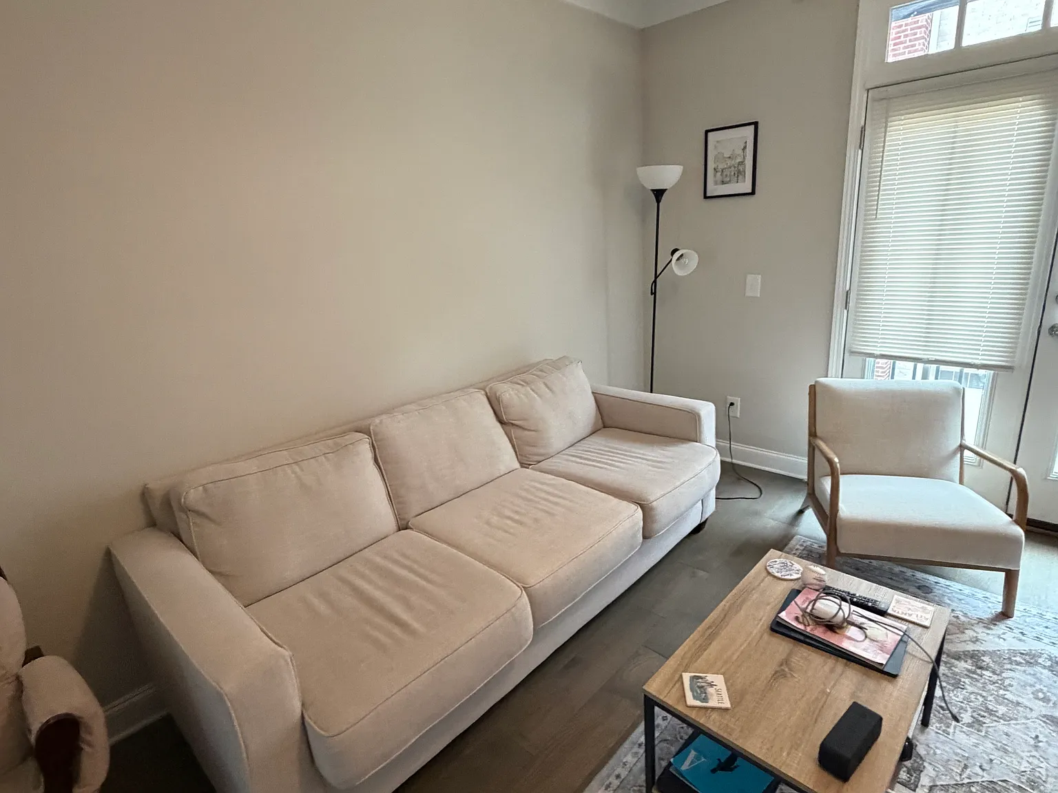 2 bed, 2.5 bath, 1398 sqft, $1,600 — Photo 2