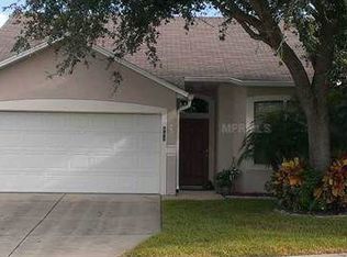 692 Lexington Dr, Clermont, FL 34711