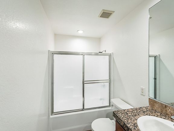 4th image of 66960 3rd St APT A