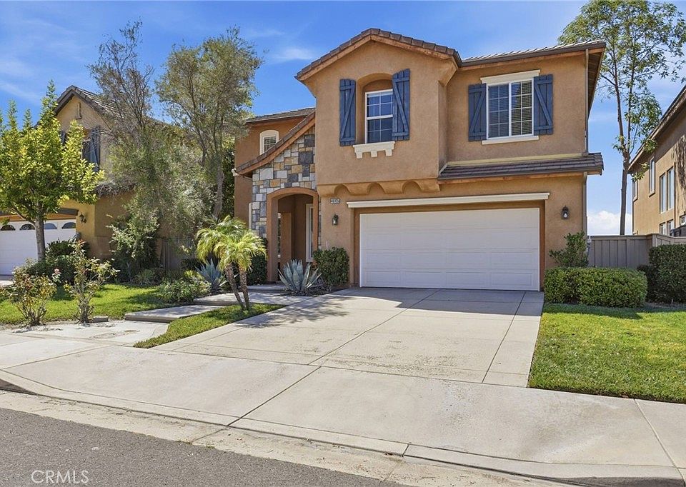 1st image of 46125 Grace Ct