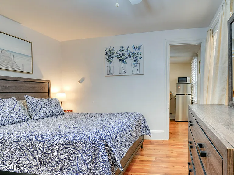 19 Webb Ave #1E — Photo 9