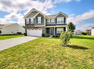 1097 Marty Lee Ln, Carlisle, OH 45005