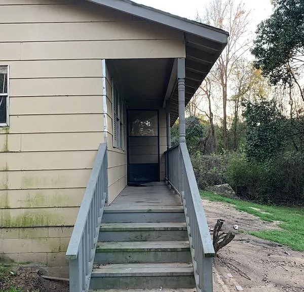 6257 Buena Vista Rd — Photo 3