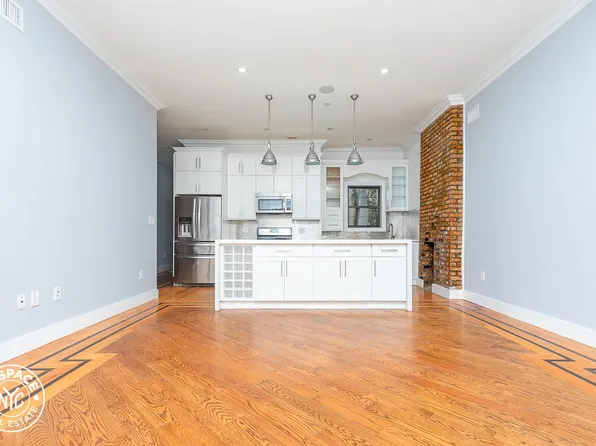 38 Grove St, Brooklyn, NY 11221