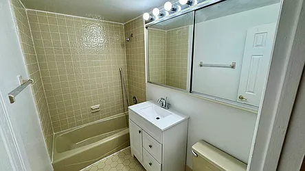 Rented by HOLTON REAL ESTATE INC.