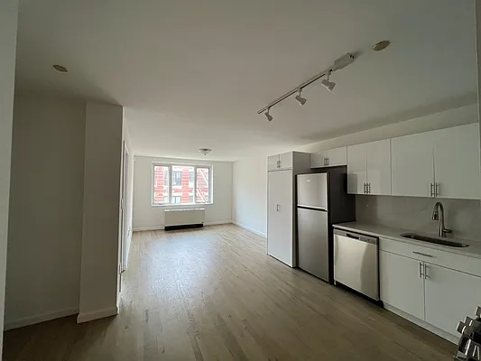 Rented by Lalezarian Properties | media 7