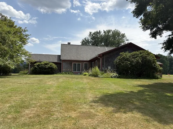 89 Potwine Ln, Amherst, MA 01002